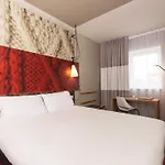 Ibis Centre