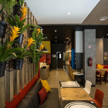 Hotel Ibis Centre 3*