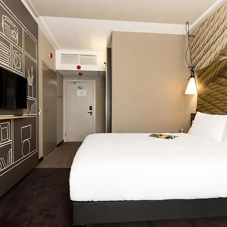 Hotel Ibis Centre 3*