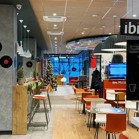 Hotel Ibis Centre 3*