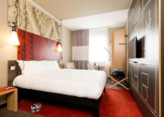 Ibis Centre 3*