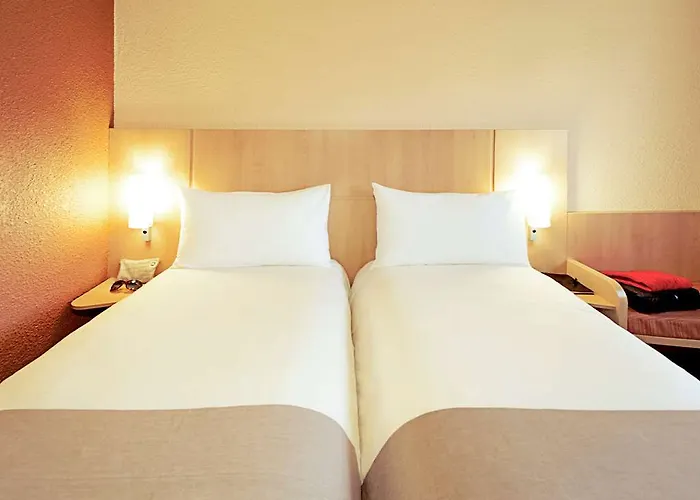 酒店 Ibis Centre 3*